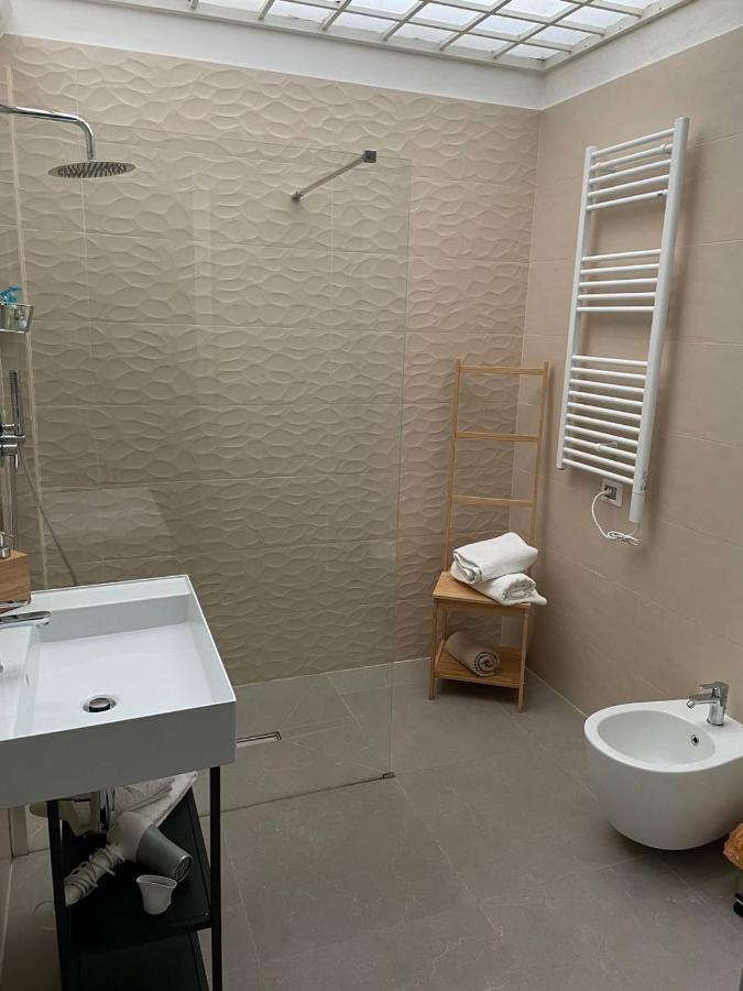 Alex Comfort House Bari Eksteriør bilde