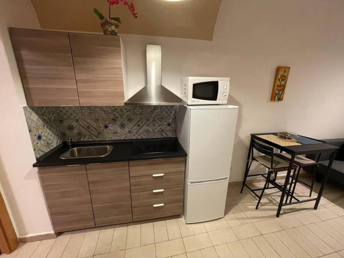 Alex Comfort House Bari Eksteriør bilde